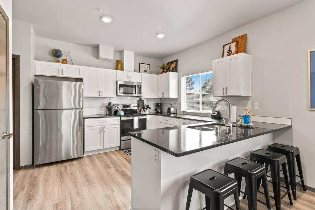 New 2 Bed 2 Bath Near Perry District And Dt Apartment Spokane Exterior photo